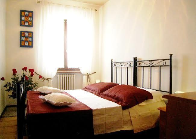 Bed And Breakfast Due Leoni Torri Del Benaco Quarto foto