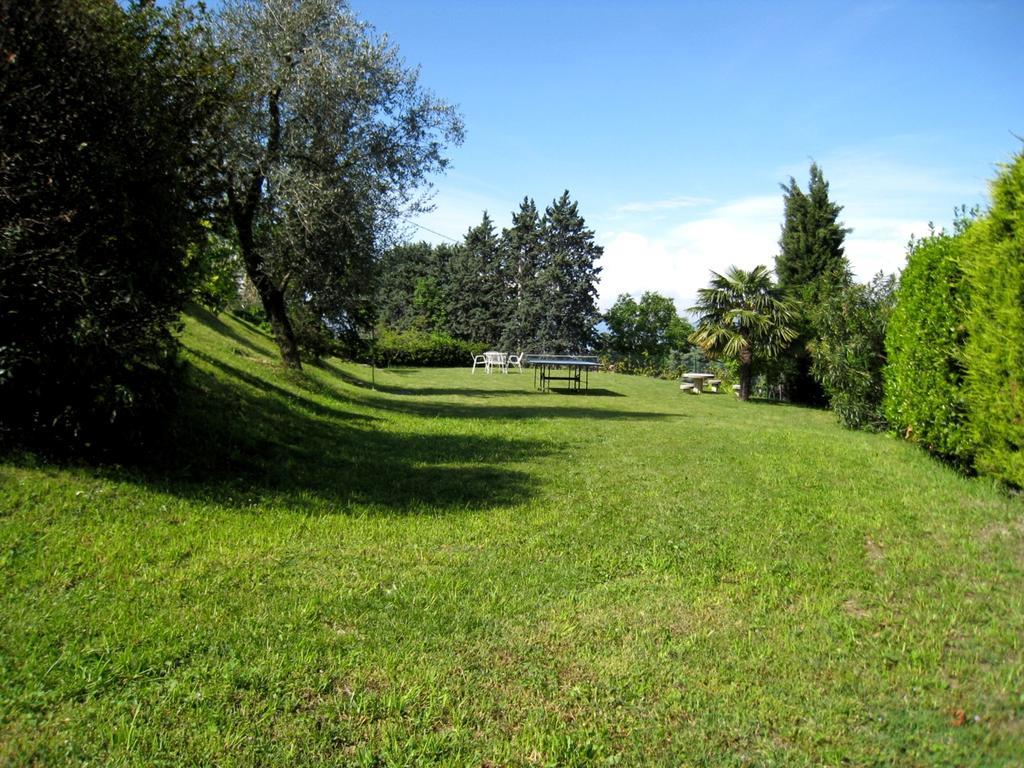 Bed And Breakfast Due Leoni Torri Del Benaco Quarto foto